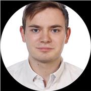 Graduado en ADE, con un muy buen nivel en matemáticas pero sin experiencia como profesor, capaz de dar clases para ESO o anterior